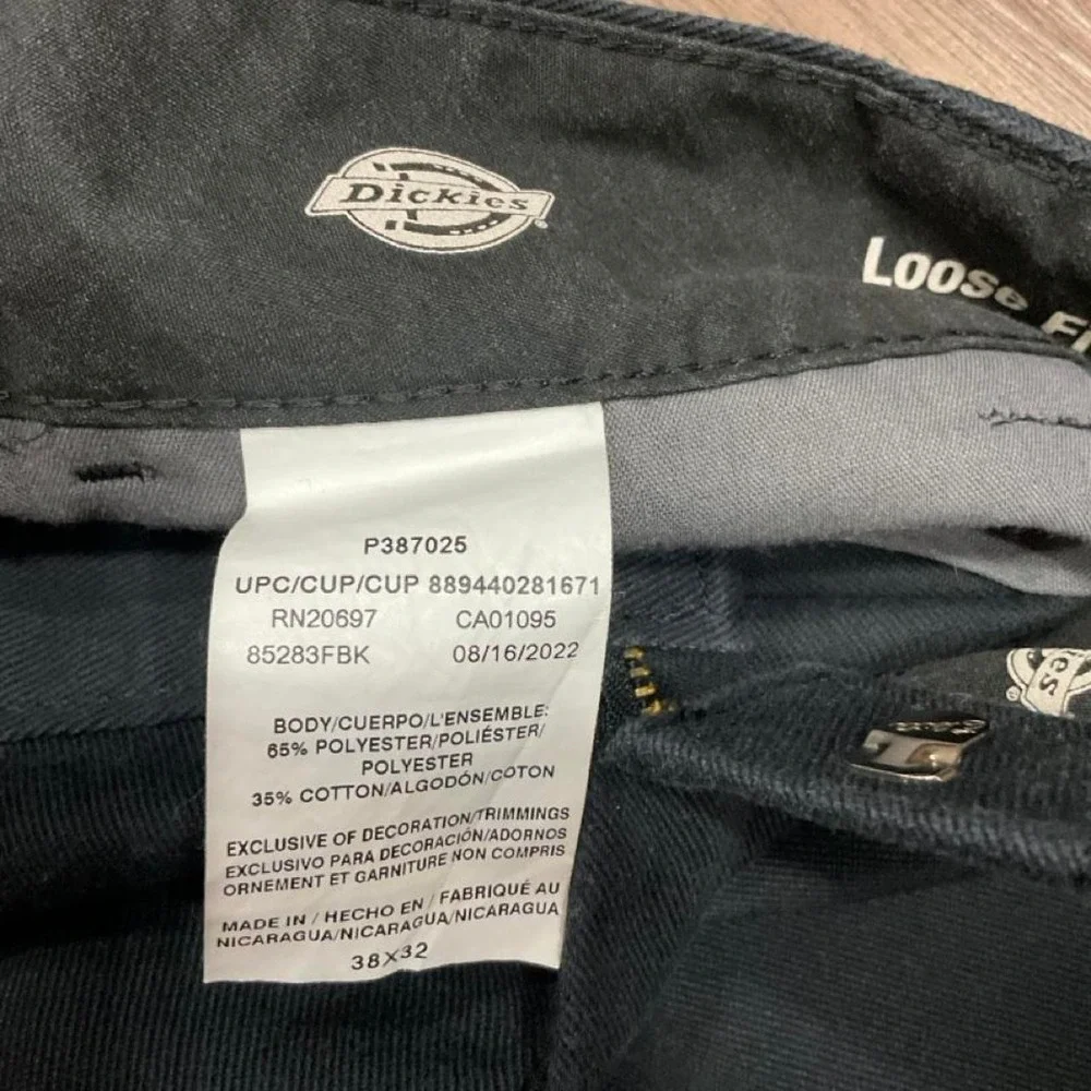 Dickies black loose fit